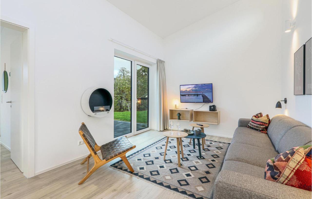 Gorgeous Home In Lembruch-Duemmer See With Kitchen Экстерьер фото